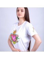 Дизайнерська жіноча футболка  "Горяче серце"
